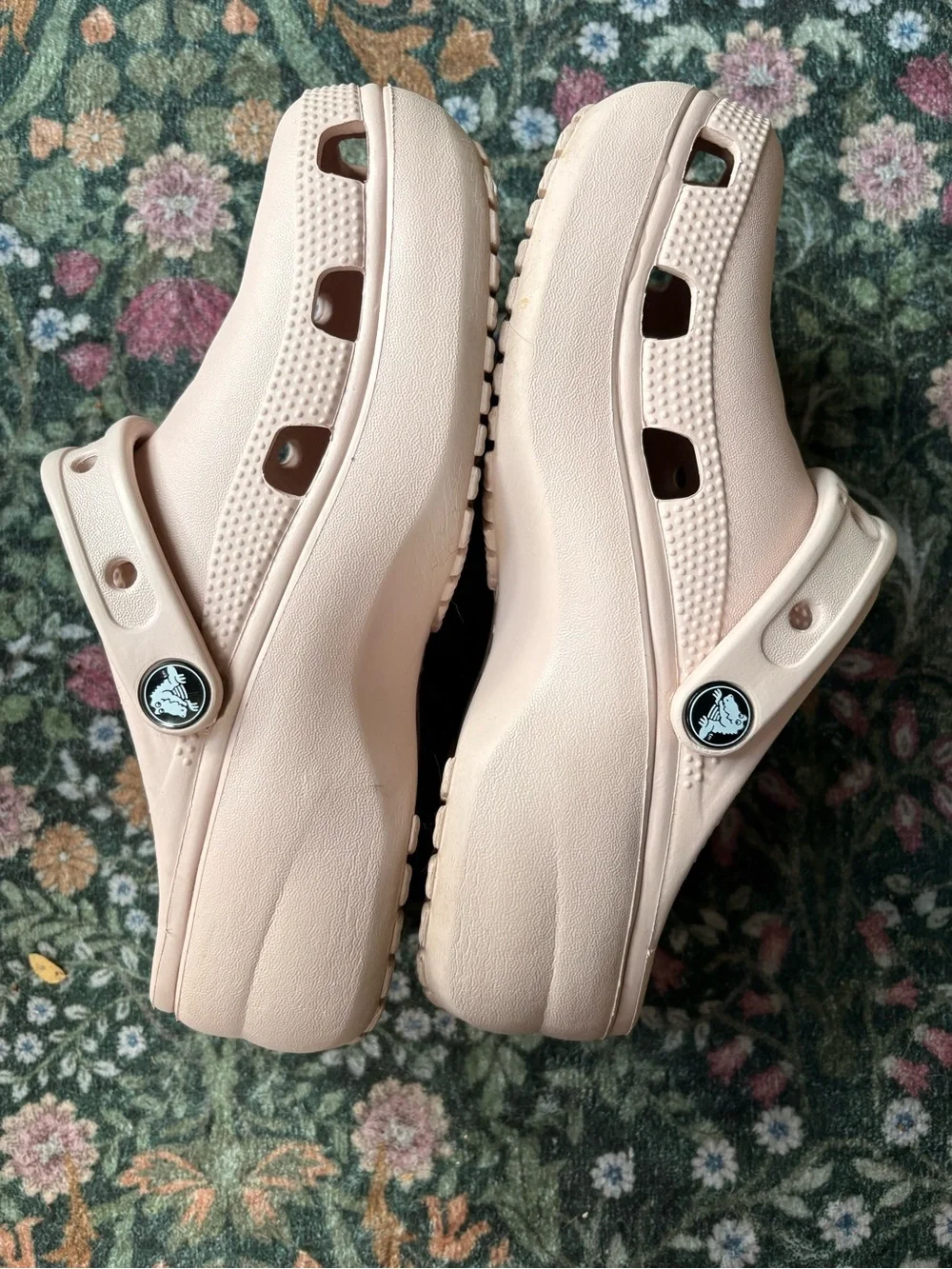 CROCS lightweight slip